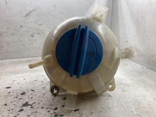 bontott VW TOURAN Kiegyenlítő Tartály