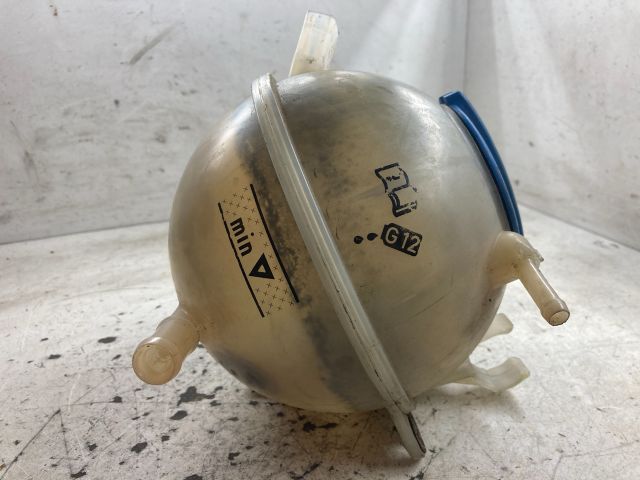 bontott VW TOURAN Kiegyenlítő Tartály