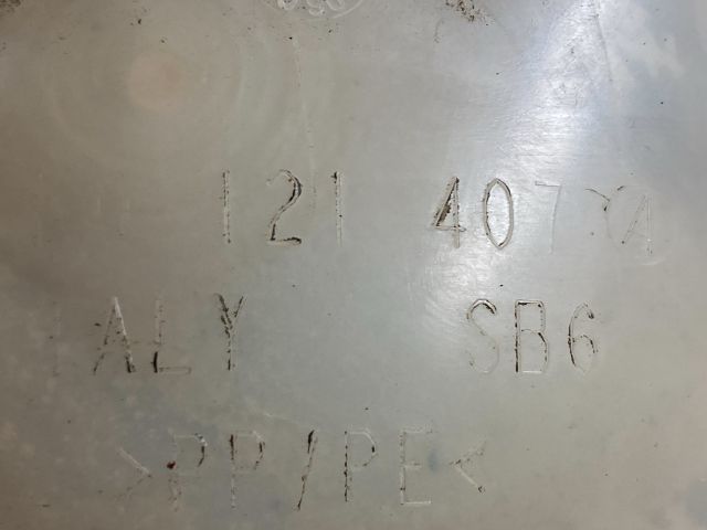 bontott VW TOURAN Kiegyenlítő Tartály