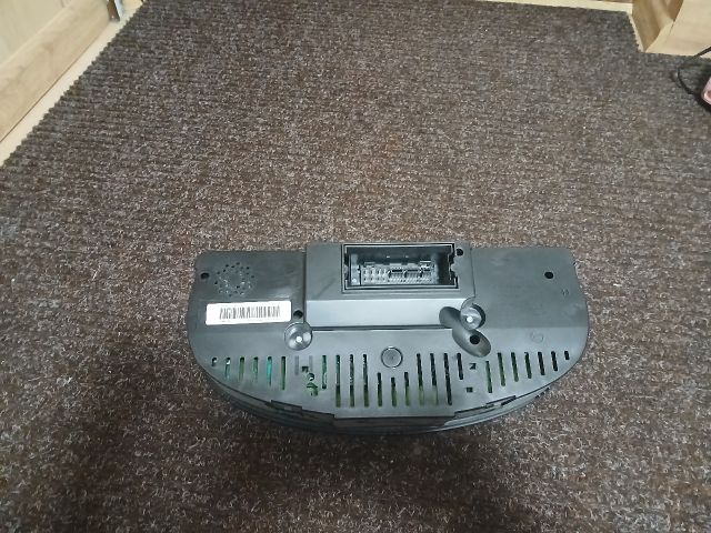 bontott VW TOURAN Kilométeróra