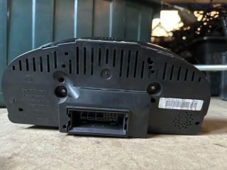 bontott VW TOURAN Kilométeróra