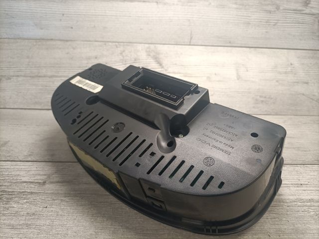 bontott VW TOURAN Kilométeróra