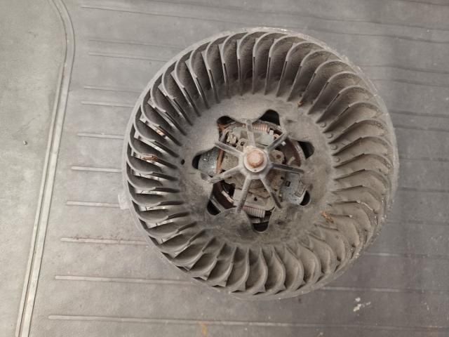 bontott VW TOURAN Klímahűtő Ventilátor