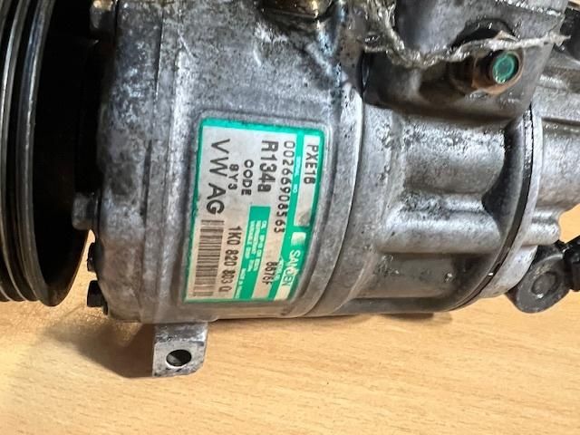 bontott VW TOURAN Klímakompresszor