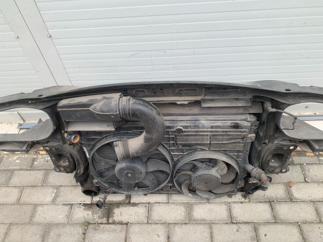 bontott VW TOURAN Komplett Homlokfal (Részeivel)