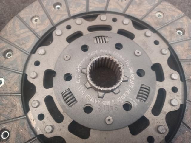 bontott VW TOURAN Kuplung Szett (Szerkezet, Tárcsa)