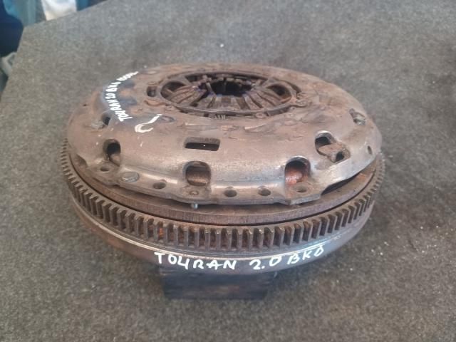 bontott VW TOURAN Kuplung Szett (Szerkezet, Tárcsa)