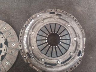 bontott VW TOURAN Kuplung Szett (Szerkezet, Tárcsa)