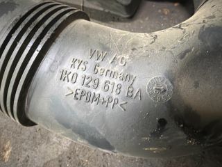 bontott VW TOURAN Légbeömlő Cső