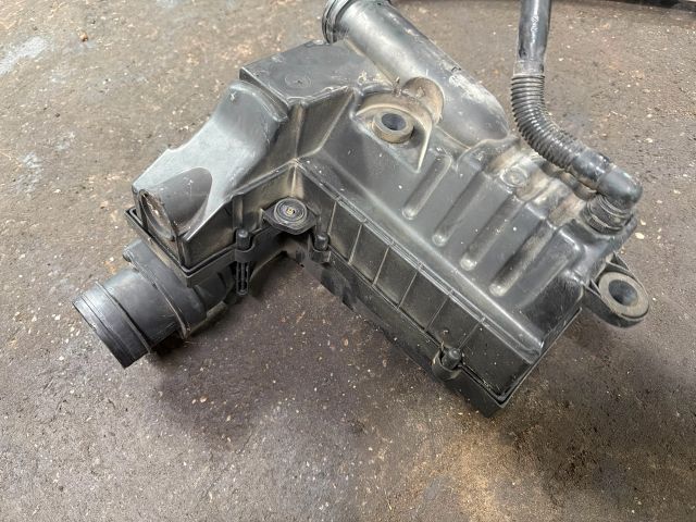 bontott VW TOURAN Légszűrő Ház