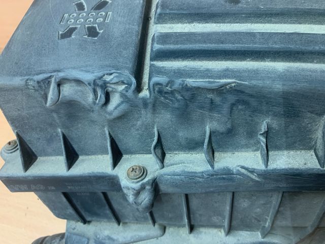 bontott VW TOURAN Légszűrő Ház