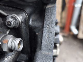 bontott VW TOURAN Motor (Fűzött blokk hengerfejjel)