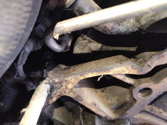 bontott VW TOURAN Motor (Fűzött blokk hengerfejjel)