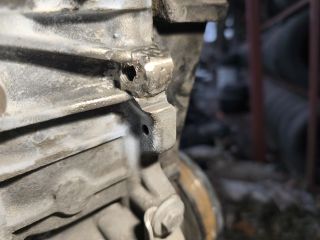 bontott VW TOURAN Motor (Fűzött blokk hengerfejjel)