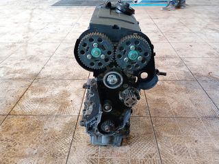 bontott VW TOURAN Motor (Fűzött blokk hengerfejjel)