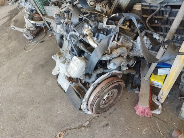 bontott VW TOURAN Motor (Fűzött blokk hengerfejjel)