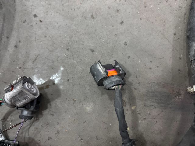 bontott VW TOURAN Motor Kábelköteg