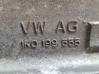 bontott VW TOURAN Motor Tartó Bak (Fém)