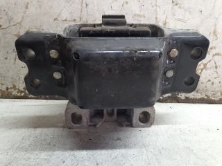 bontott VW TOURAN Motor Tartó Bak (Fém)