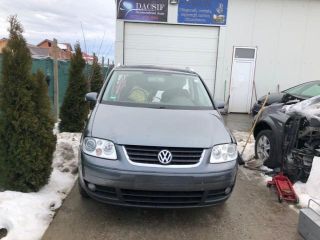 bontott VW TOURAN Motor Tartó Bak Jobb