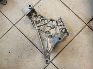 bontott VW TOURAN Motor Tartó Bak (Pozíciófüggetlen)