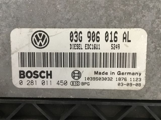 bontott VW TOURAN Motorvezérlő