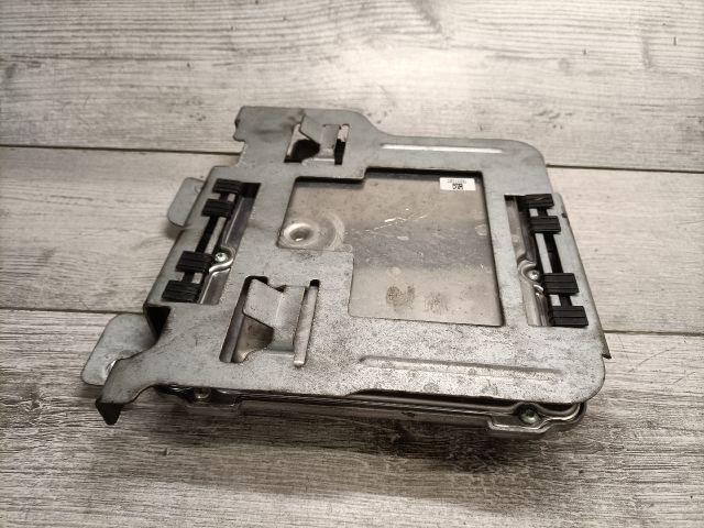 bontott VW TOURAN Motorvezérlő