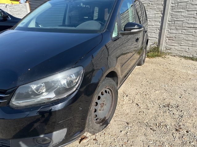 bontott VW TOURAN Motorvezérlő