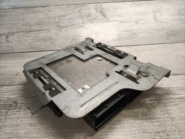 bontott VW TOURAN Motorvezérlő