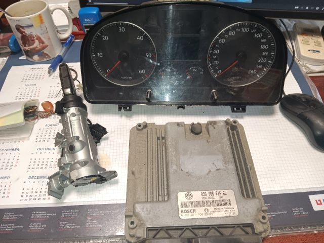 bontott VW TOURAN Motorvezérlő