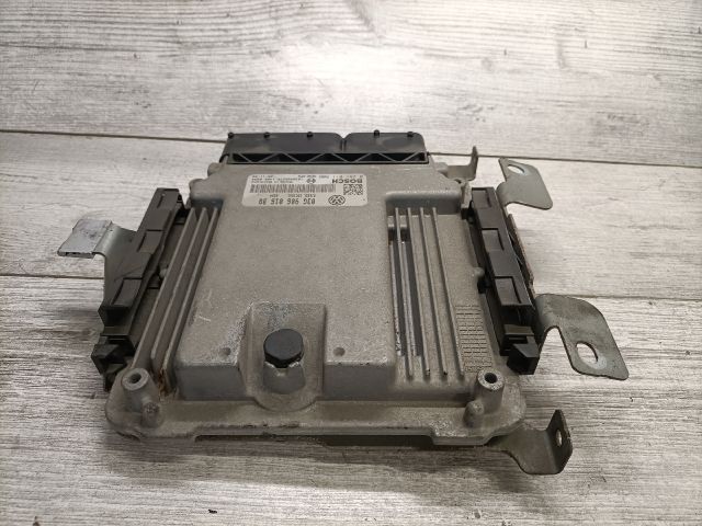 bontott VW TOURAN Motorvezérlő