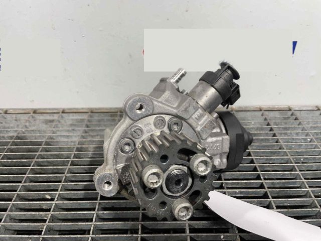 bontott VW TOURAN Nagynyomású Szivattyú