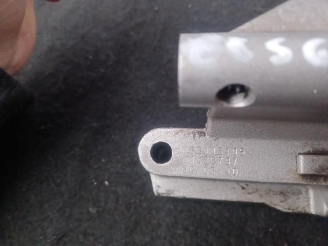 bontott VW TOURAN Olajszivattyú