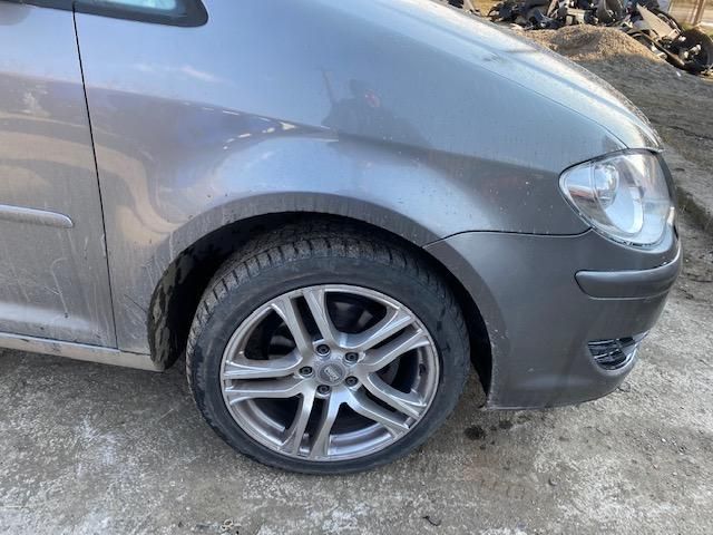 bontott VW TOURAN Olajszivattyú