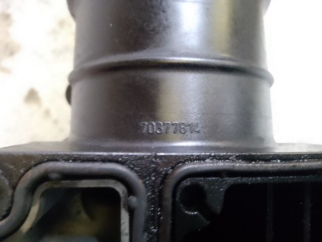 bontott VW TOURAN Olajszűrő Ház