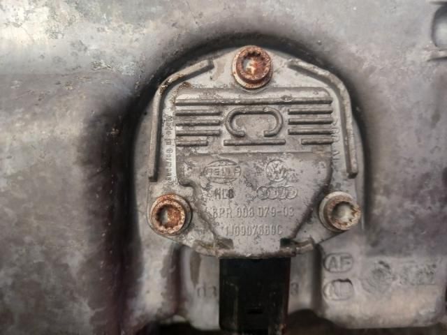 bontott VW TOURAN Olajteknő