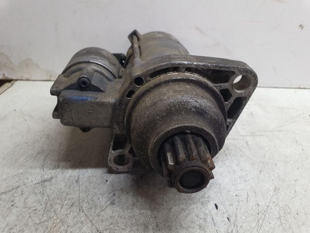 bontott VW TOURAN Önindító