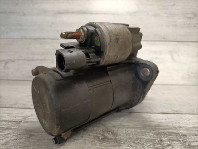 bontott VW TOURAN Önindító