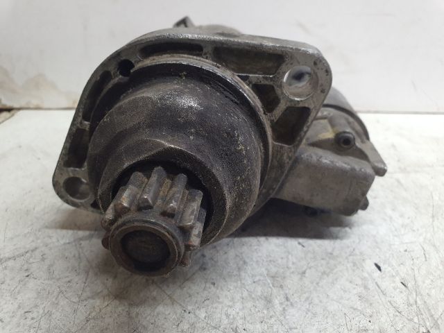 bontott VW TOURAN Önindító