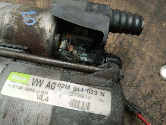 bontott VW TOURAN Önindító