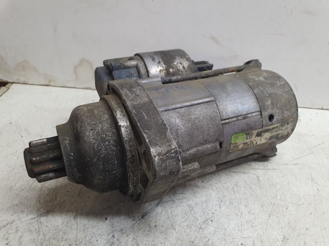 bontott VW TOURAN Önindító