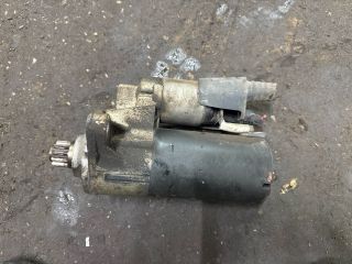 bontott VW TOURAN Önindító