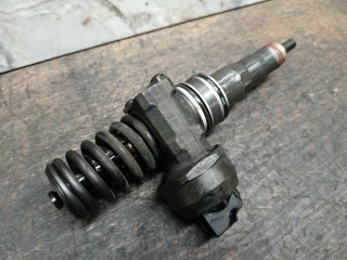 bontott VW TOURAN Porlasztó (1 db)