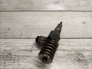 bontott VW TOURAN Porlasztó (1 db)