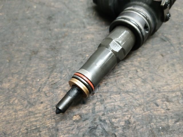 bontott VW TOURAN Porlasztó (1 db)