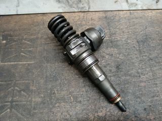 bontott VW TOURAN Porlasztó (1 db)