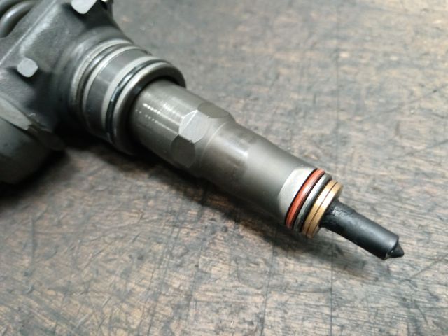 bontott VW TOURAN Porlasztó (1 db)