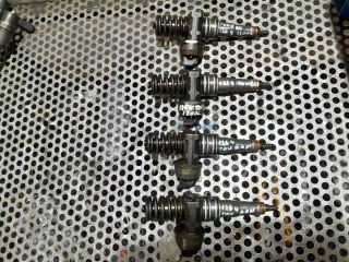 bontott VW TOURAN Porlasztó Sor / Híd