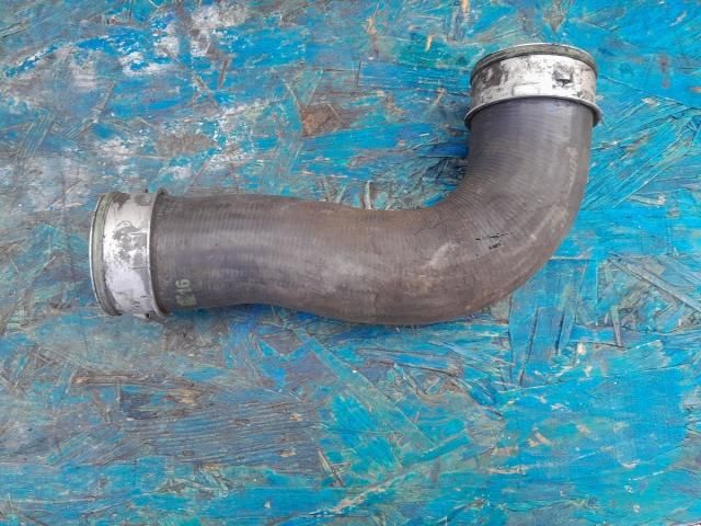 bontott VW TOURAN Turbócső