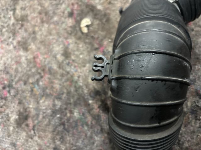 bontott VW TOURAN Turbócső